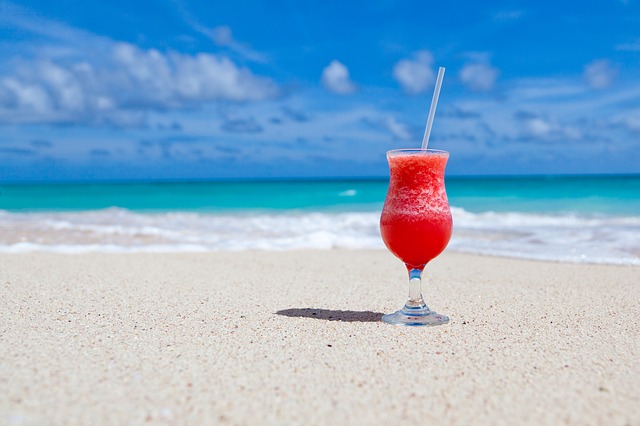 nápoj na pláži.jpg
